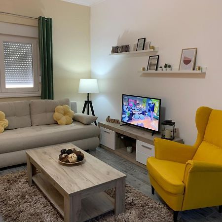Apartman Hana Sombor Esterno foto